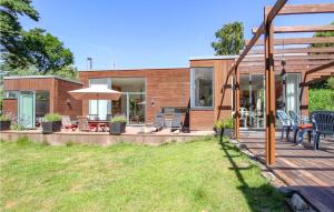 Awesome home in Båstad with WiFi and 4 Bedrooms