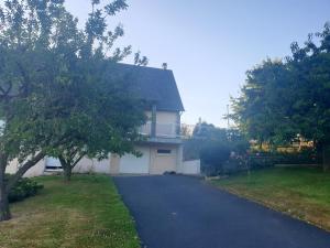 Maisons de vacances Maison de 2 chambres avec vue sur la ville jardin clos et wifi a Saint Remy : photos des chambres