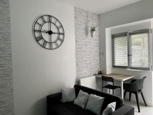 Appartements LE CLOS CHASSAING N1 - Wifi - Centre ville-PROPERTY RENTAL NM : photos des chambres