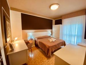 Double Room room in Hotel Pandos