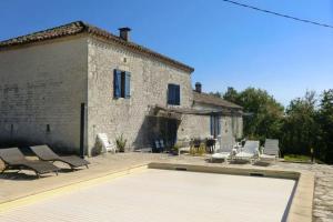 Villas Villa de 5 chambres avec piscine privee jardin amenage et wifi a Fauroux : photos des chambres