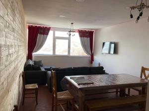 appartement 12 couchages proche piste ski et de randonnées du lioran