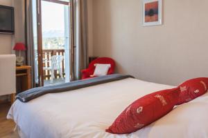 Hotels Hotel De La Plage : photos des chambres