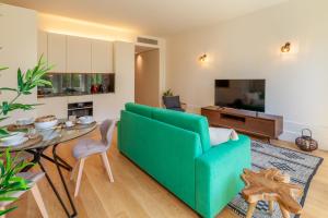 D&S - Lazaros Apartments
