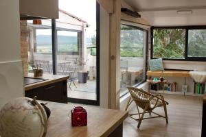 Appartements Appartement sur les toits, tres jolie vue Provence : photos des chambres