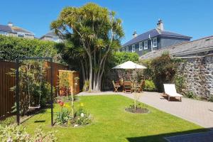 High quality detached house with parking St. Ives