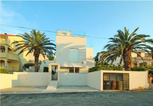 Apartment Santorini Krk with private pool