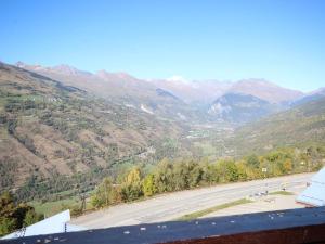 Appartement spacieux proche centre village avec balcon et vue Mont Blanc - FR-1-181-2479