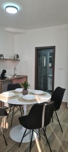 G&G Suites