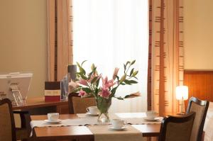 Red Brick Apartments