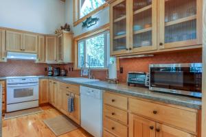 Gateway to the Deschutes