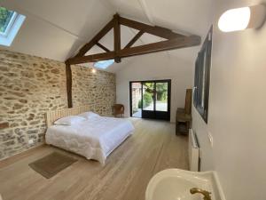 Maisons de vacances Gite Senlisse, 3 pieces, 6 personnes - FR-1-527-9 : photos des chambres