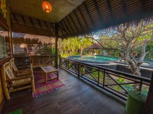 Bungalow 2 Phòng Ngủ (Two-Bedroom Bungalow)