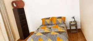 Habitación Privada (15m2) - Baño Compartido - Кахамарка