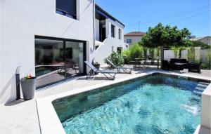 Maisons de vacances Beautiful home in Les Angles with 3 Bedrooms, WiFi and Outdoor swimming pool : photos des chambres