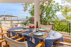 Porto sea view house - 15min from Athens airport - AC - WIFI - PARKING