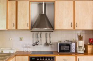 Porto sea view house - 15min from Athens airport - AC - WIFI - PARKING