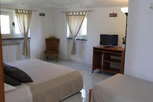 B&B Privileged