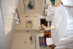 Deluxe One-Bedroom Apartment with Sea View room in Villa Marica Primošten