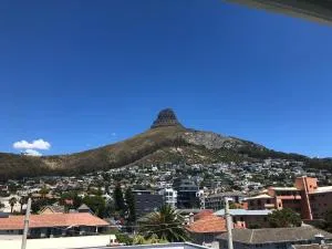 Camborne Holiday Apartments - Cape Town