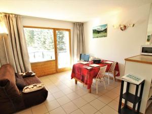 Appartement cosy avec piscine à 60m des pistes – 5 pers, parking privé, La Salle-les-Alpes. - FR-1-330F-73