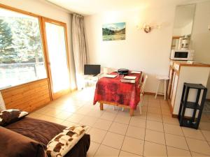 Appartement cosy avec piscine à 60m des pistes – 5 pers, parking privé, La Salle-les-Alpes. - FR-1-330F-73