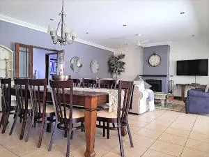 One Rawdons Estate - Fort Nottingham