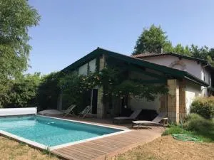 Belle Villa basque avec piscine et jardin de 3000m2 - 亚斯凯恩