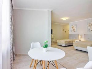 Cozy Central Studio Parque Santiago II