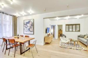 Central & Stylish renovated Parisian apt   6-8 guests