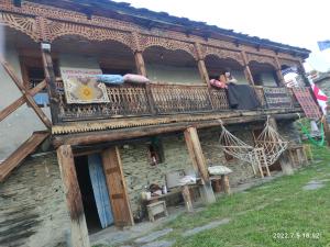 Hotel Omalo2005