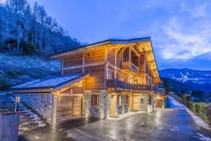 Chalets Chalet savoyard d'exception avec piscine chauffee : photos des chambres