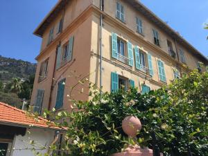 bel appartement lumineux joyeux spacieux, vue mer
