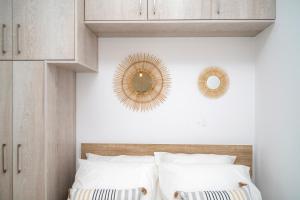 "Calm Joy & J" - Joy