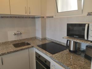 Dona Lola Sandra - Frontline beach house with full sea views within a short drive to Marbella - Costa del sol CS108