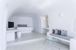 Pegasus Suites & Spa Santorini Greece