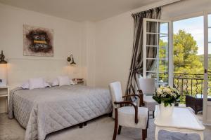 Hotels La Bastide De Tourtour Hotel & Spa : photos des chambres