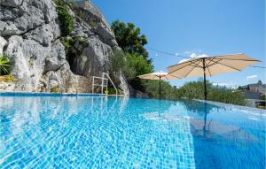 Beautiful Home In Kostanje With Wifi