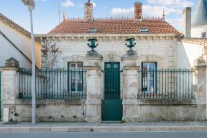 Maisons de vacances Beautiful house with patio - Rivedoux-Plage - Welkeys : photos des chambres