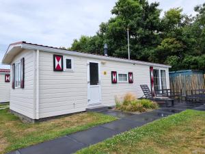 Chalet BG03 direct achter de duinen!