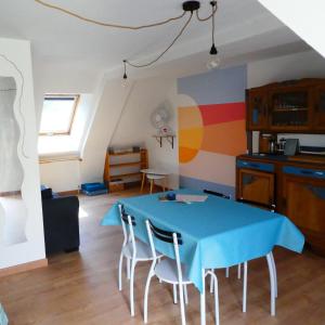 Appartements Gite insolite dans la Microbrasserie & Auberge Ortan : photos des chambres