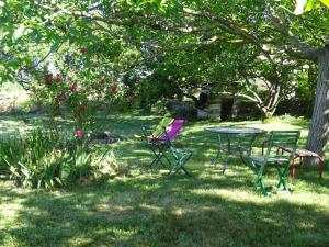 Maisons de vacances Maison de charme a Saou, avec beau jardin au calme : Maison 5 Chambres