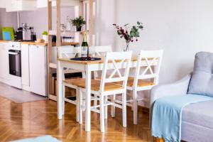 SuperApart Plac Dąbrowskiego 12 - Blisko PKiN i Metra