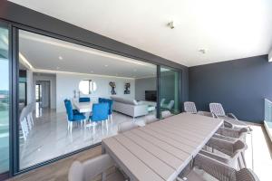 Luxury apartments with stunning sea views