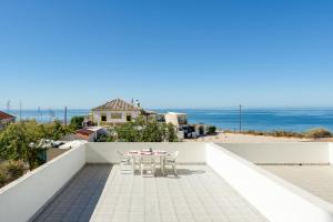 Praia da Rocha Wonder w Balcony by LovelyStay