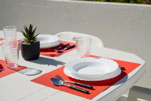 Praia da Rocha Wonder w Balcony by LovelyStay