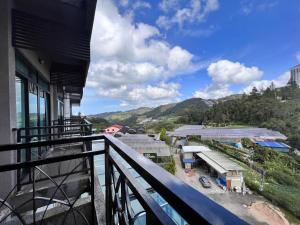 Hotel Studio Apartment- Fantastic Mountain View (4pax)