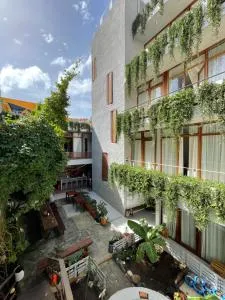 Casa de Poço Guest House and Gallery - Mindelo