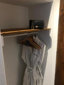 B&B / Chambres d'hotes Les Horizons - SPA-JACUZZI - MASSAGE- SAUNA - 4 SAISONS - Piscine chauffee Toute l'annee - 800m centre ville Nyons : photos des chambres