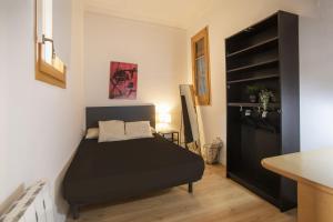 P2sal1071- Elegant Apartment in Carrer de Salinas